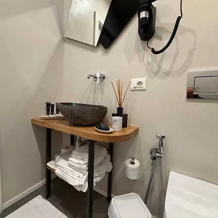 Oblo 4*